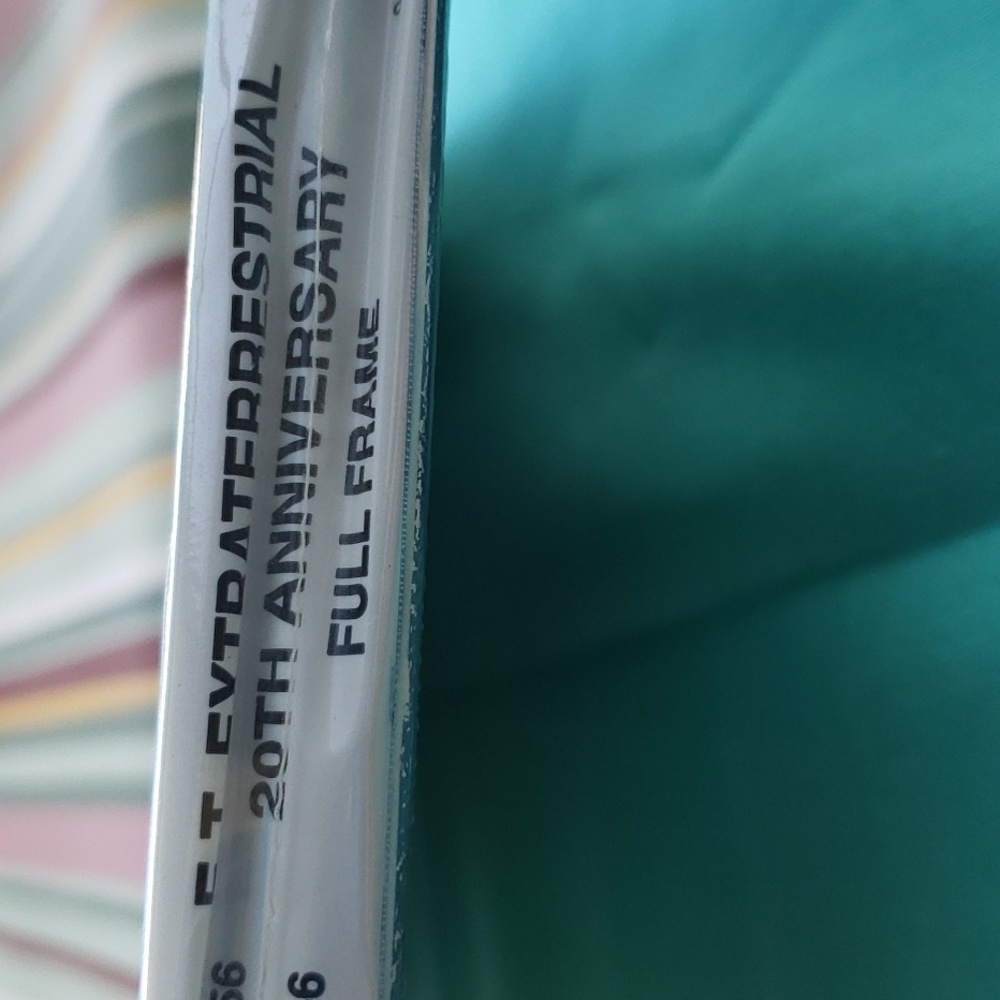 *NIP* E.T. The Extra-Terrestrial 2-Disc Limited Collector's Edition DVD Set - Picture 4 of 6